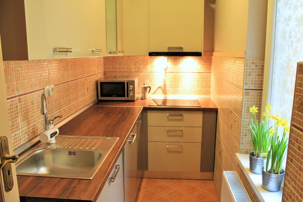 Lidi Guesthouse Budapest Exterior photo