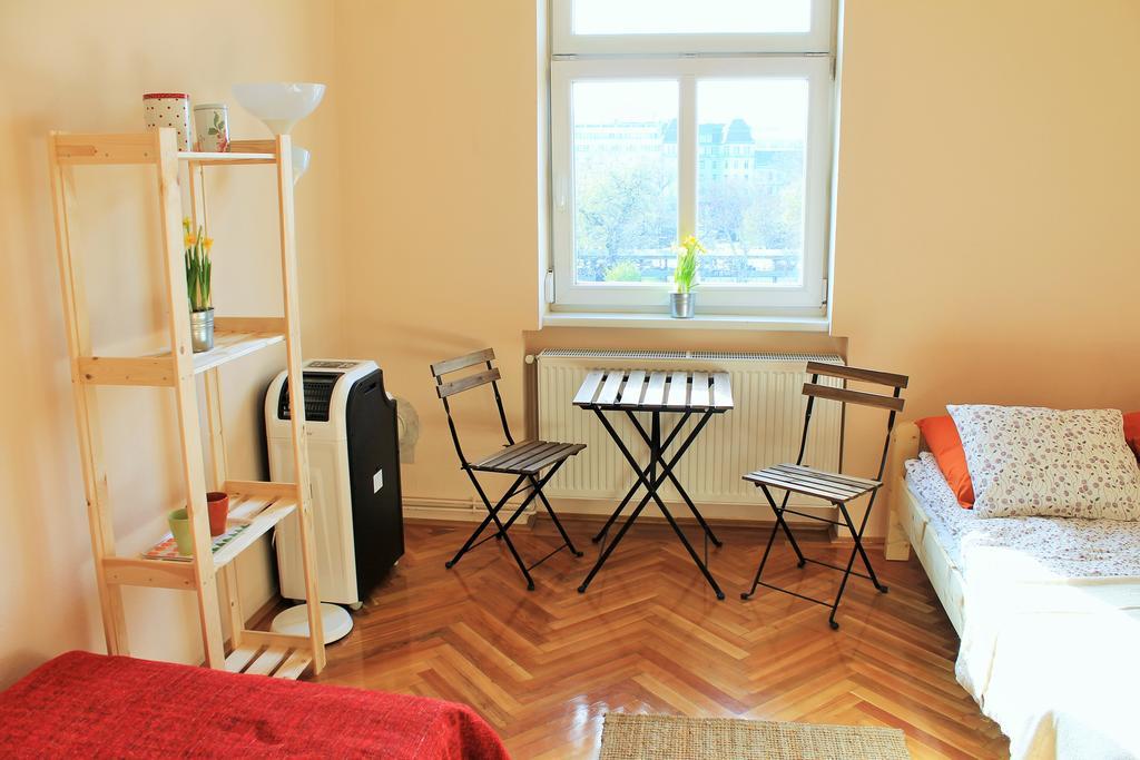 Lidi Guesthouse Budapest Exterior photo
