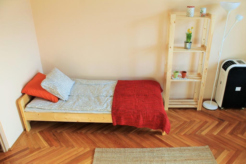 Lidi Guesthouse Budapest Exterior photo