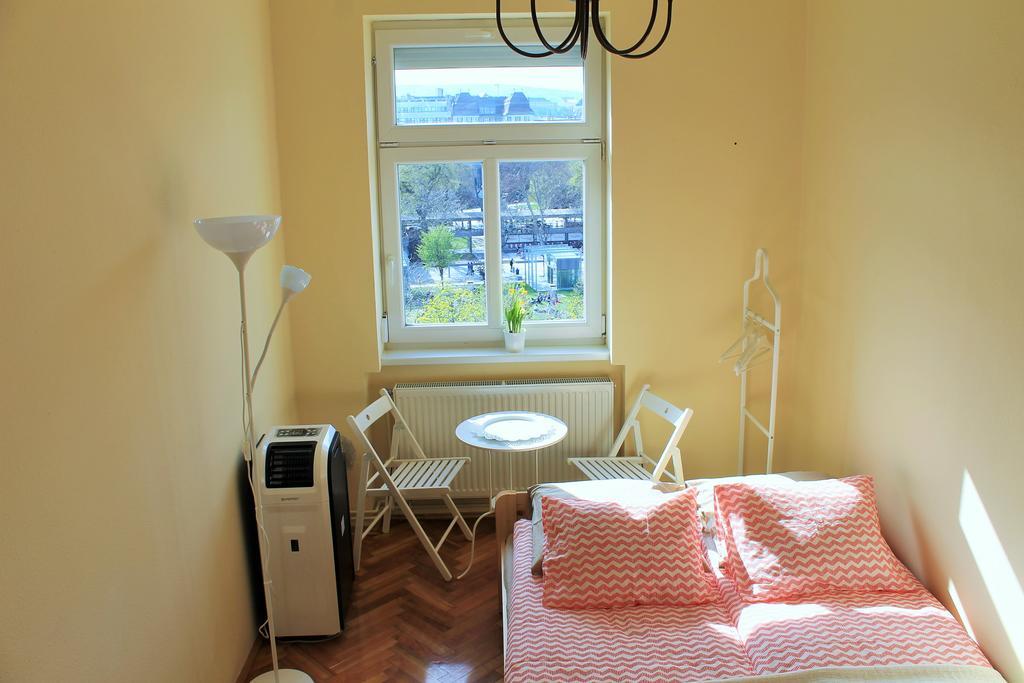 Lidi Guesthouse Budapest Exterior photo